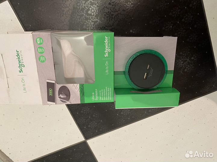 Блок Schneider Electric USB А+С (INS44009)