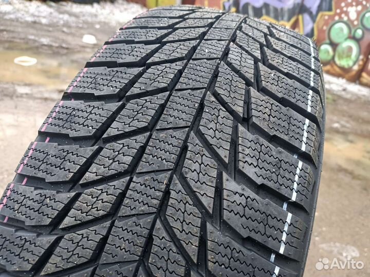 Triangle PL01 235/65 R18 110T