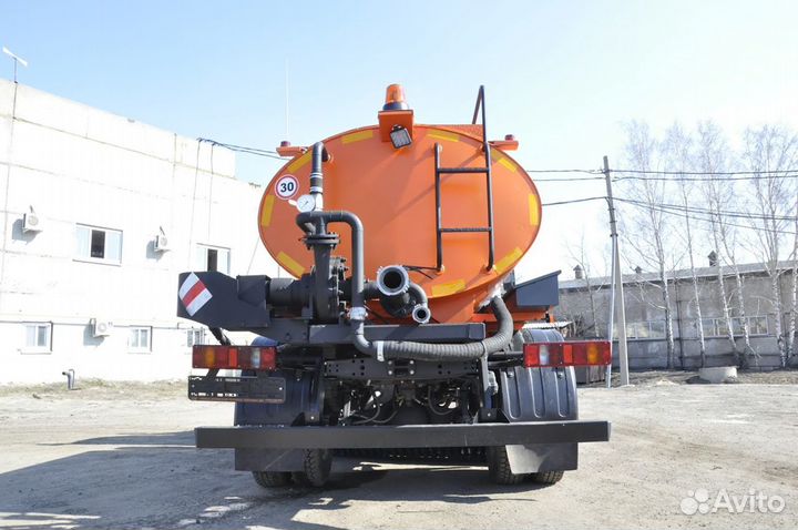 Поливомоечная машина на шасси газ-next