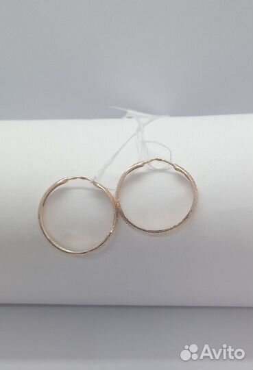 Золотые серьги