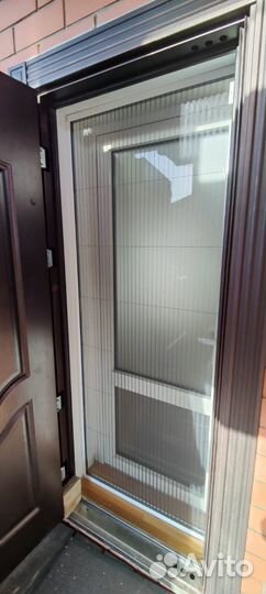 Москитная сетка плиссе на входную дверь