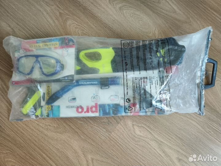 Комплект: ласты,маска, трубка