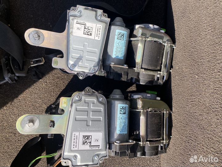 Ремень безопасности передний Mercedes W207