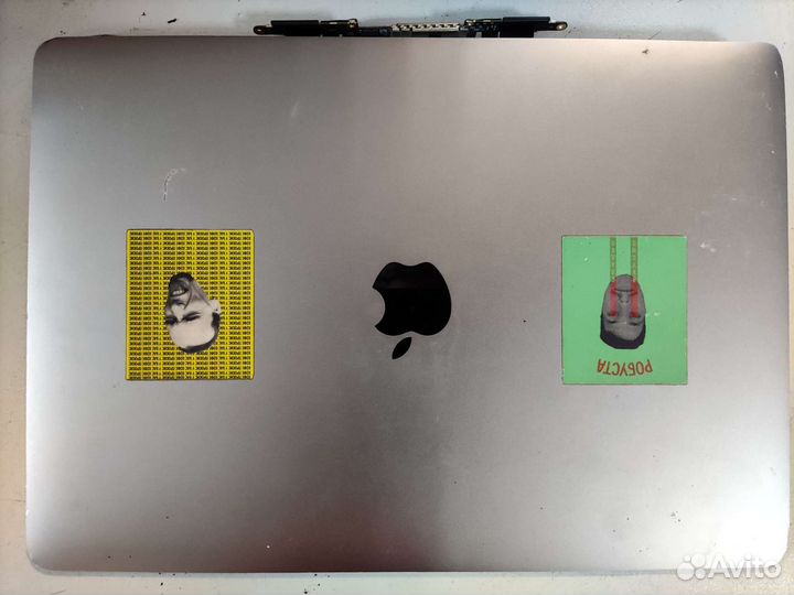 Верхняя крышка с матрицей для MacBook Pro 13