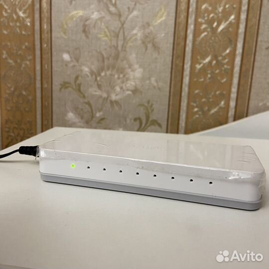 Коммутатор D-Link DEC-1008C