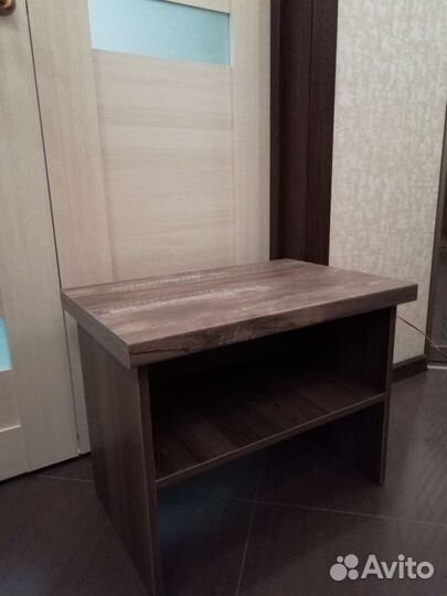 Скамейка для обуви, под цветы, микроволновку