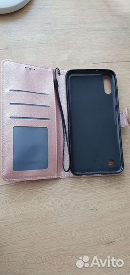 Чехол-книжка Samsung M10