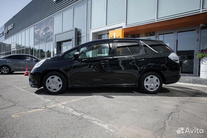 Honda Fit Shuttle 1.3 CVT, 2011, 153 000 км