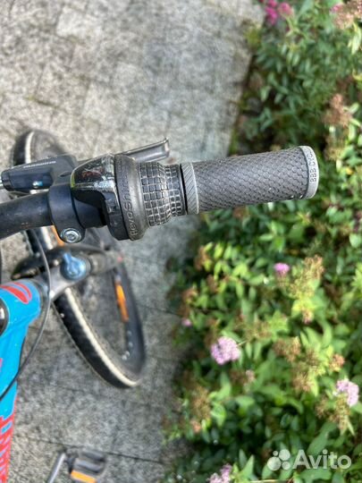 Велосипед Giant