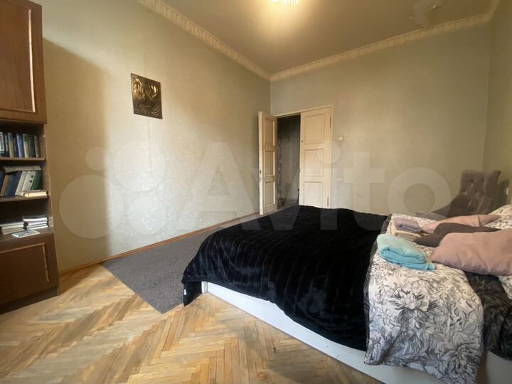 3-к. квартира, 100 м², 3/6 эт.