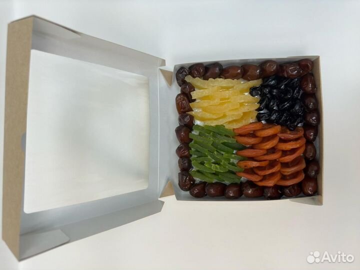 Подарочный набор из сухофруктов