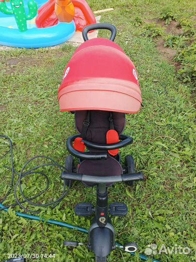 Детский велосипед с ручкой складной