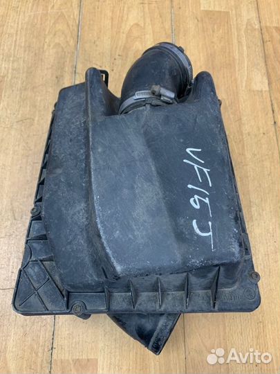 Корпус воздушного фильтра Opel Astra H Z16XEP