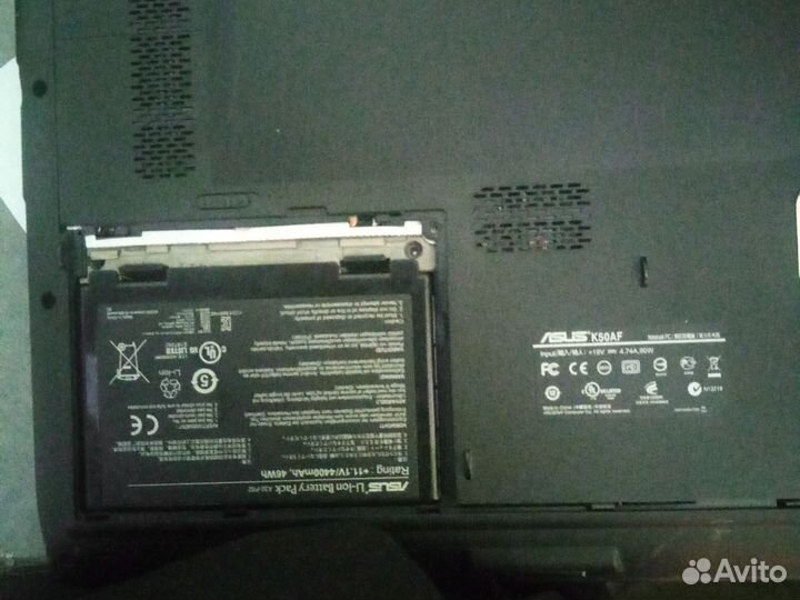 Продам ноутбук на запчасти