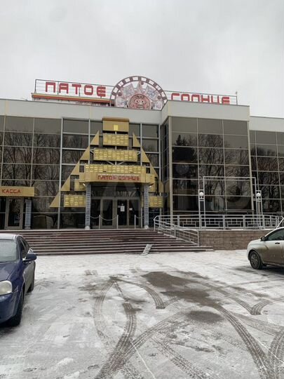Здание, 3238 м²