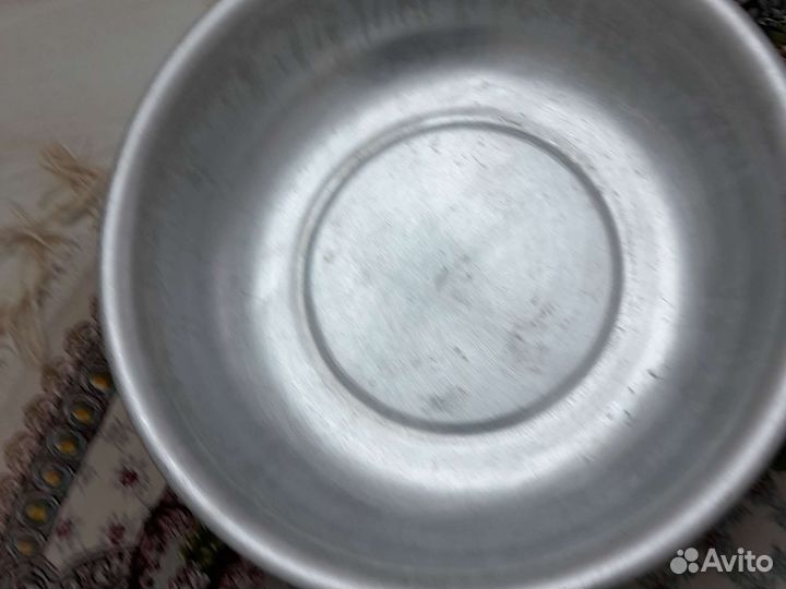 Таз эмалированный