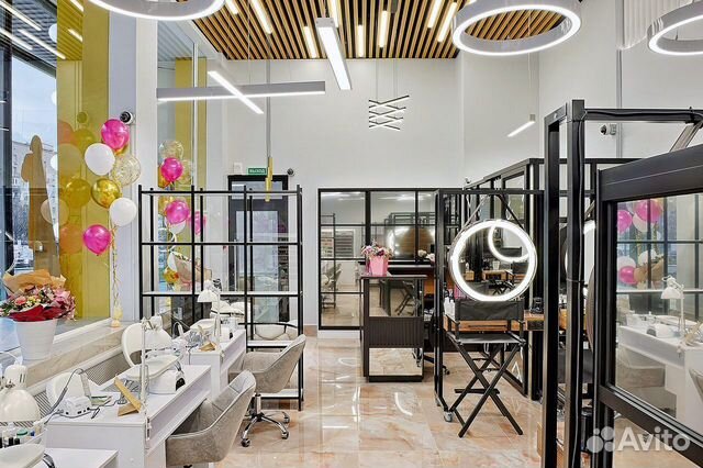 Маникюрный стол arcade