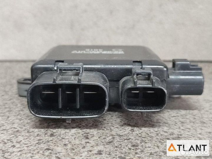 Блок управления вентилятором охлаждения infiniti M