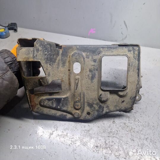 Площадка под аккумулятор Fiat marea