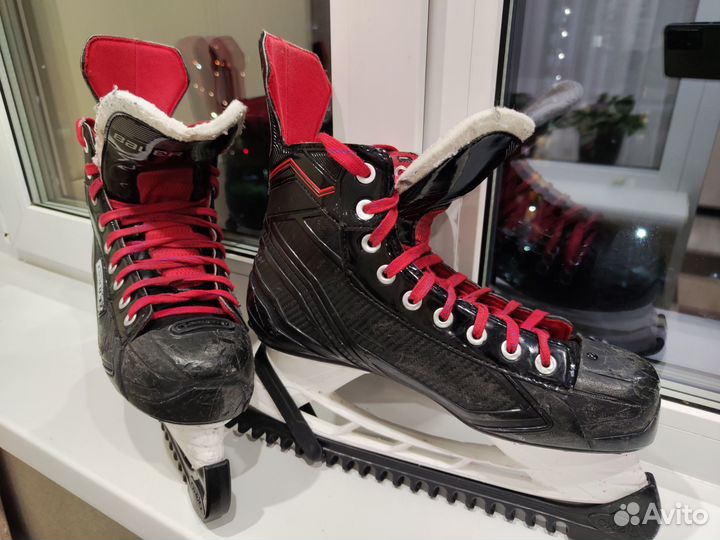 Хоккейные коньки bauer