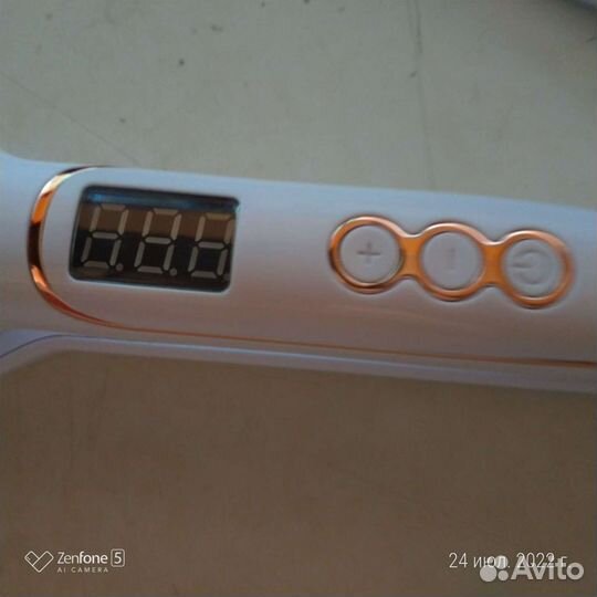 Щипцы для завивки волос