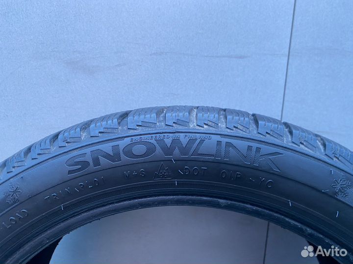Triangle Snowlink TWT02 225/45 R17