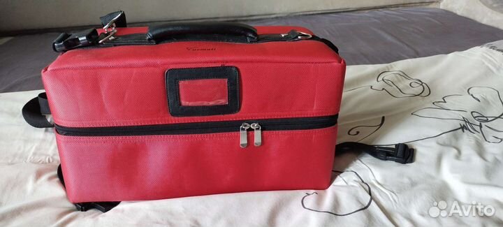 Чемодан для мастера маникюра