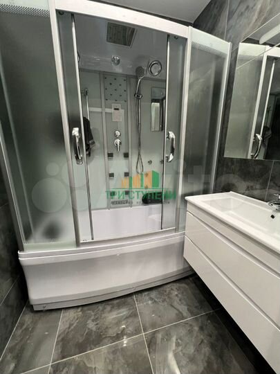 2-к. квартира, 54 м², 11/17 эт.