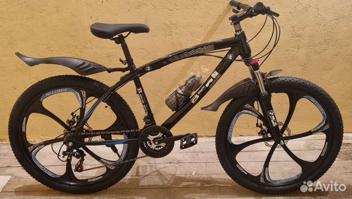 Велосипед на литых дисках bmw