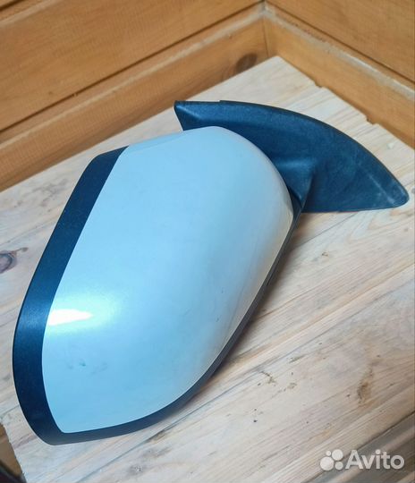 Зеркало правое Nissan Leaf Zeo