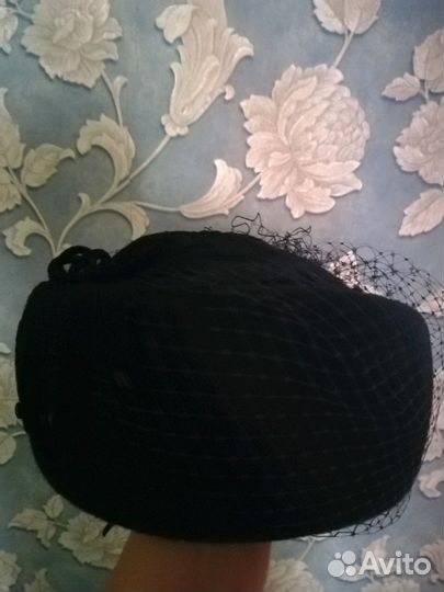 Продаю Шляпку таблетка с вуалью
