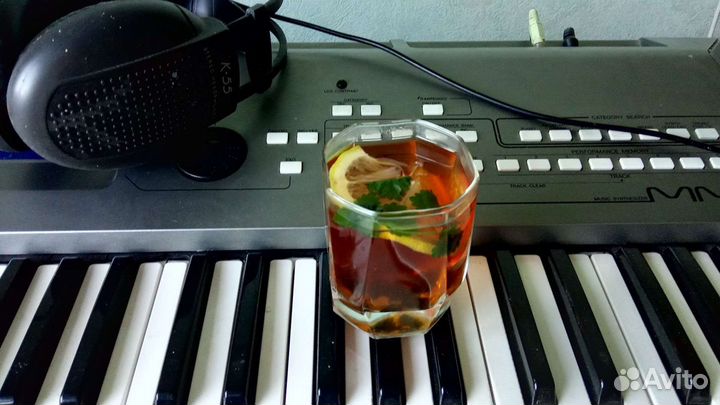 Синтезатор Yamaha MM6