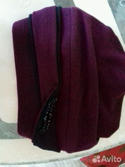 Новые шапки разные