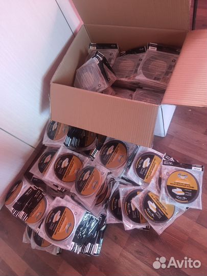 Двусторонняя клейкая лента 12мм х 10м. aviora