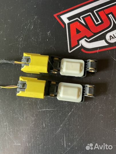 Датчик удара Volkswagen Touareg 4B0959643E