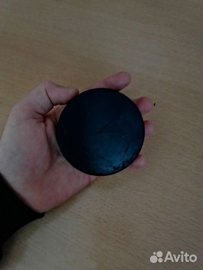 Хоккейные шайбы