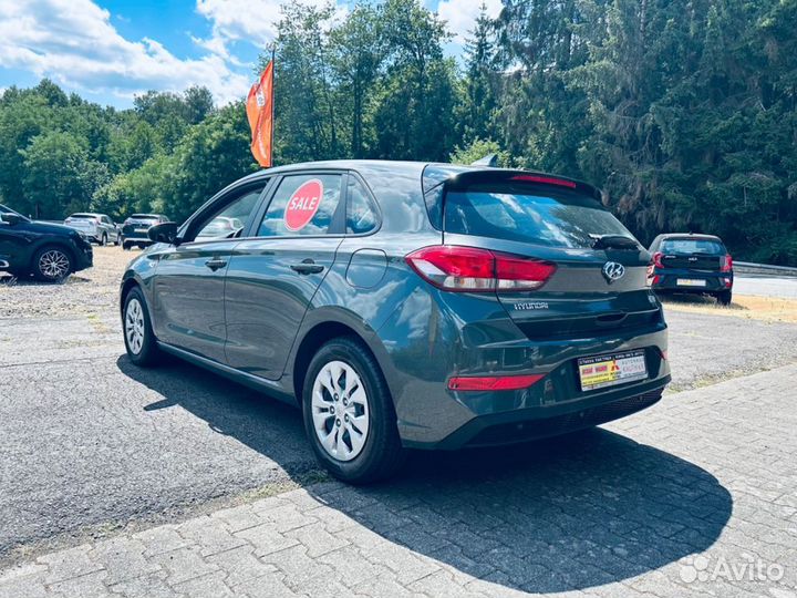 Hyundai i30 1.0 AMT, 2022, 910 км