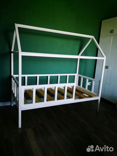 Детская кровать новая