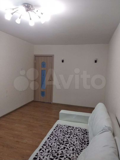 2-к. квартира, 49 м², 1/5 эт.