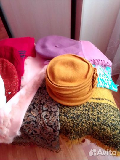 Шапки, береты, палантины, платки