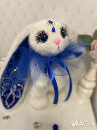 Зайка паван из искусственного меха