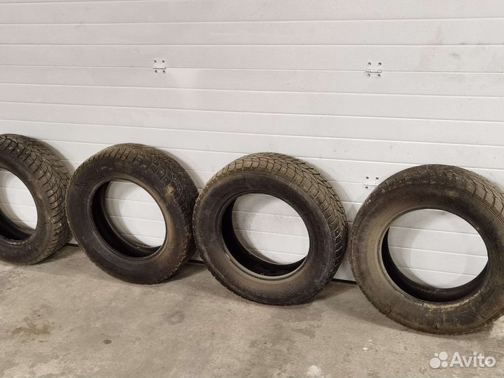 Dunlop Grandtrek Ice 02 235/65 R17 108T