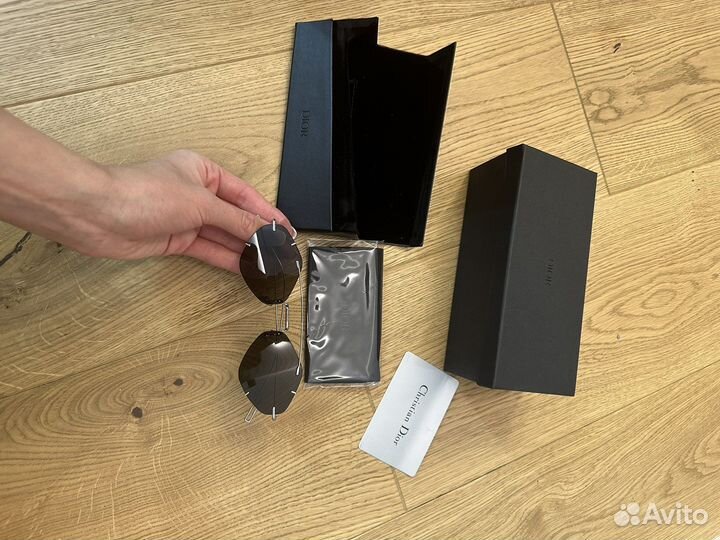 Солнцезащитные очки Dior