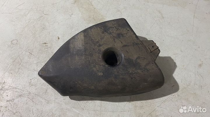 Кожух балки задний правый BMW 5 E39