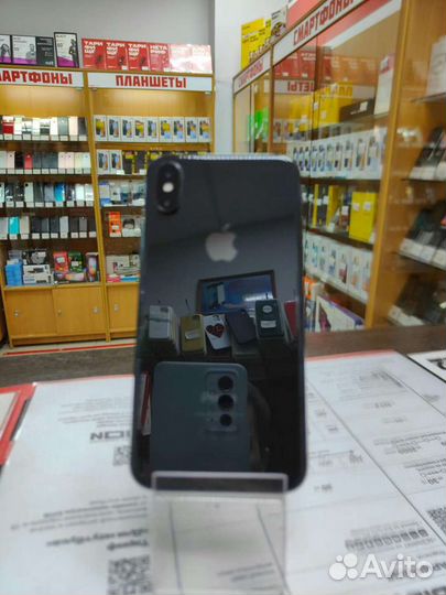 iPhone X, 256 ГБ