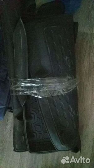 Автомобильные коврики резиновые