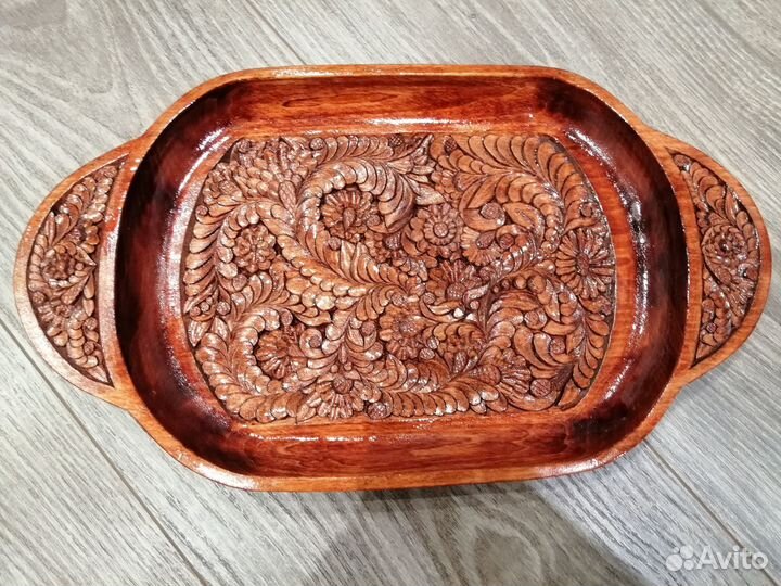 Поднос деревянный