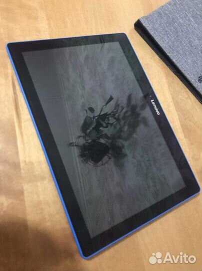 Планшет lenovo
