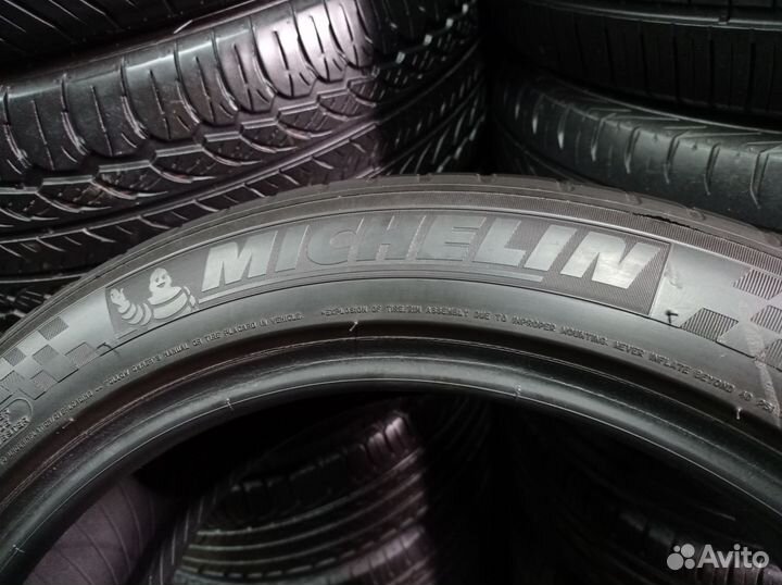 Michelin Pilot Sport 3 245/45 R19