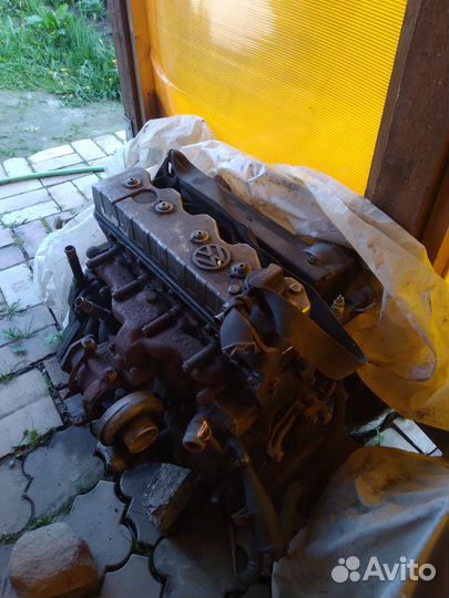 Двигатель запчасть
